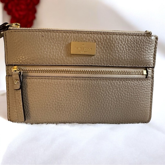 kate spade Handbags - SOLD• Kate Spade Pebbled Leather Coin Purse Front Pouch Gold Zipper Textured